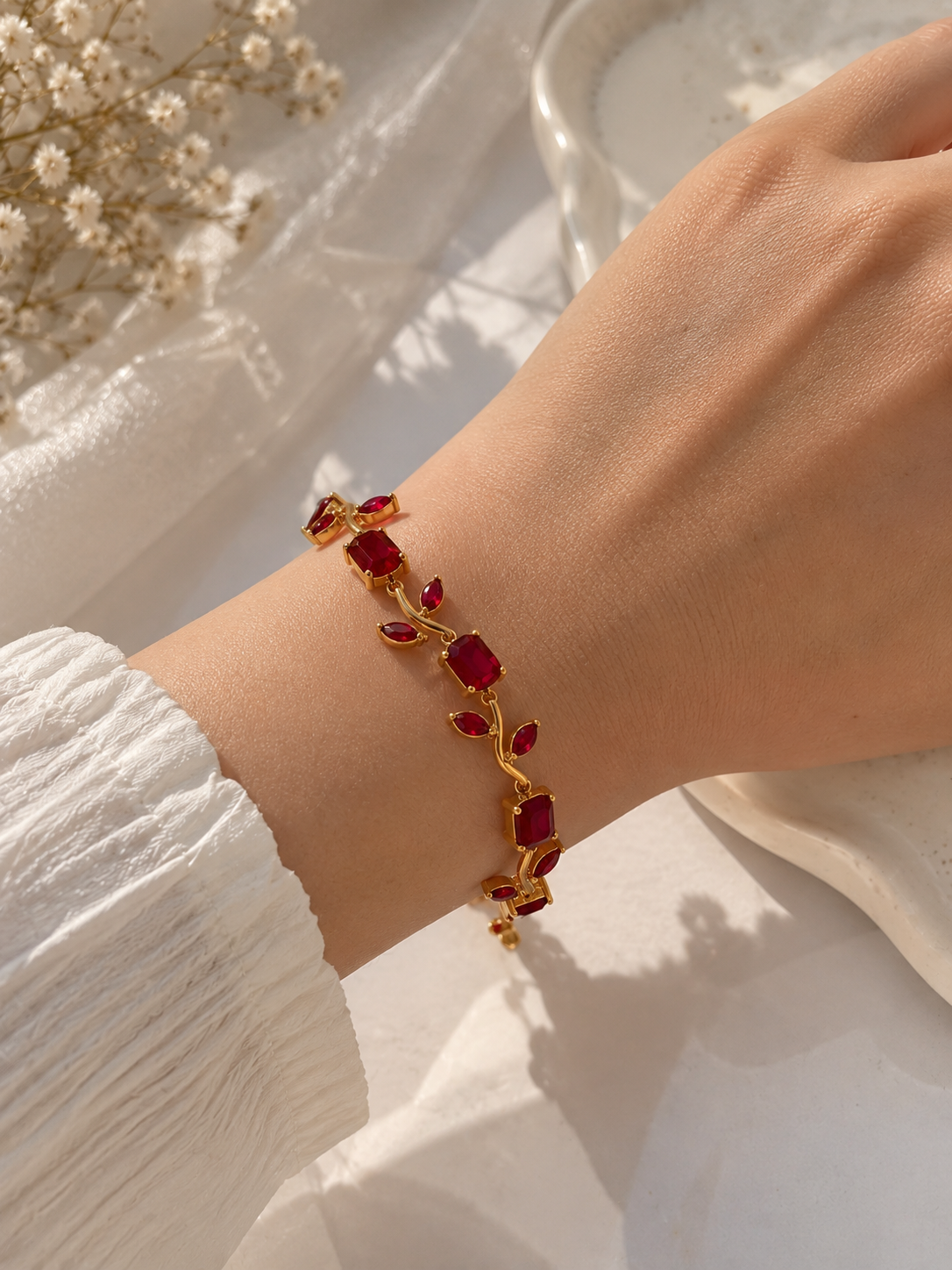 Tulip Bracelet Red Color